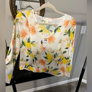 VON MAUR Adyson Parker Lemons & Flowers 3/4 Riches waste blouse. Gorgeous! 🍋🪷